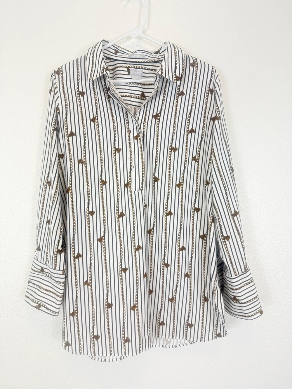 Chico’s Sateen No Iron Tassel—Striped Cotton Shirt Long Sleeve White Black Gold